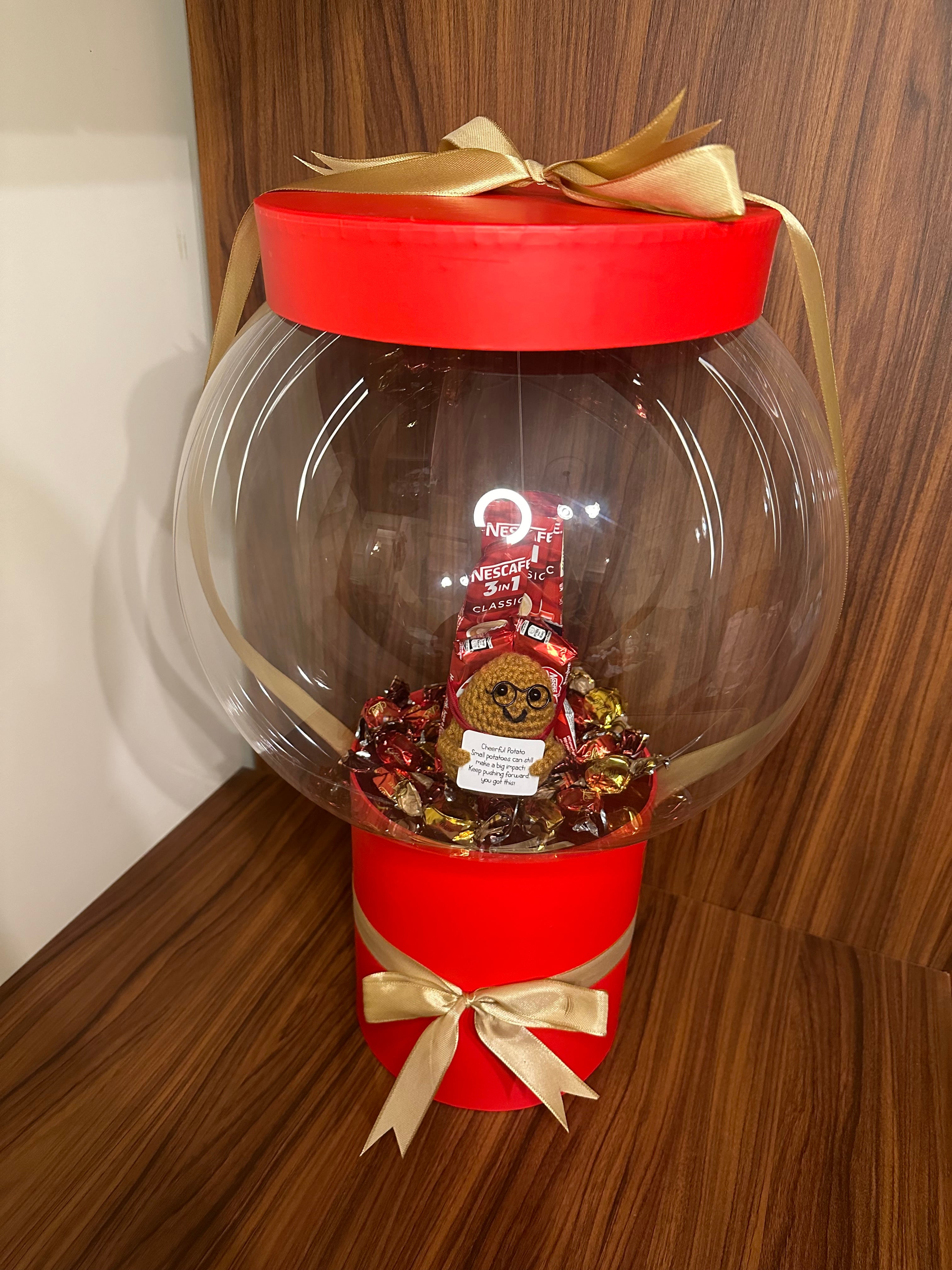 Positive Energy Plushie Balloon Gift Arrangement - Red